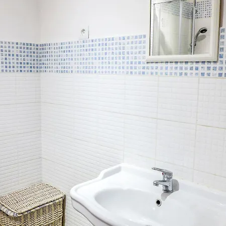 Appartement Aubanel-4 *